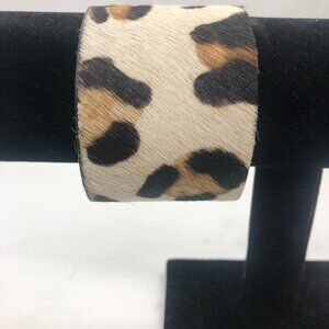 NEW Womens Faux Cheetah Fur Cuff Bracelet